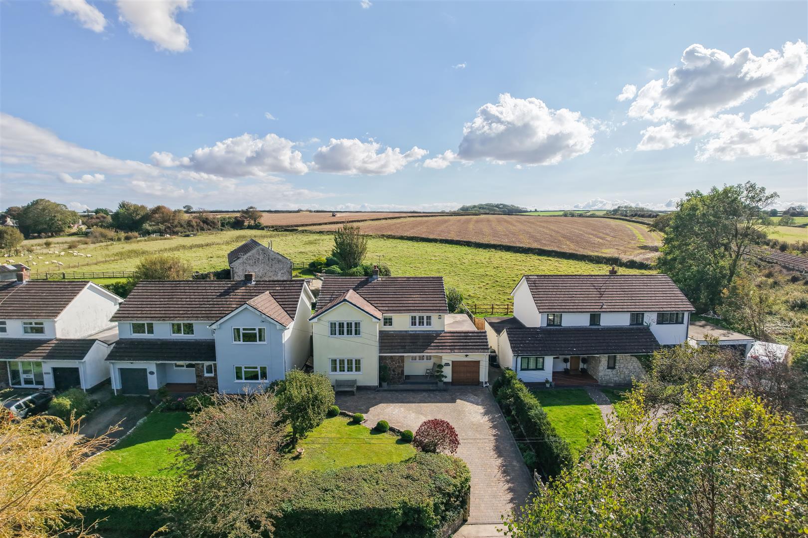 Heol Y Nant, Llandow, Cowbridge